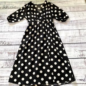 PrettyLittleThing Black and White Polka Dot Maxi Dress Size 10